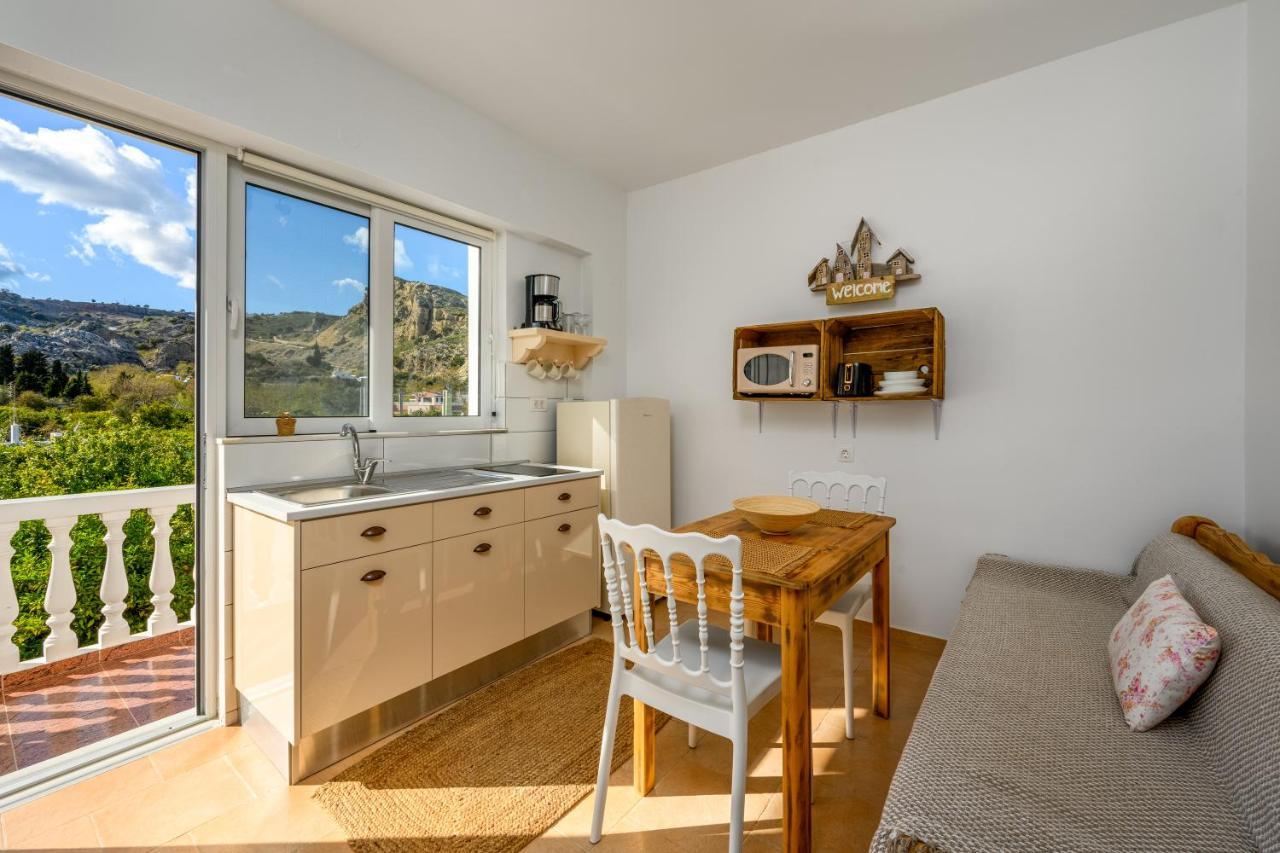 ארכאנגלוס Afroditi Superior Apartments מראה חיצוני תמונה